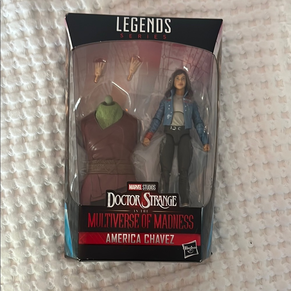 Hasbro Legends Series America Chavez Figure
